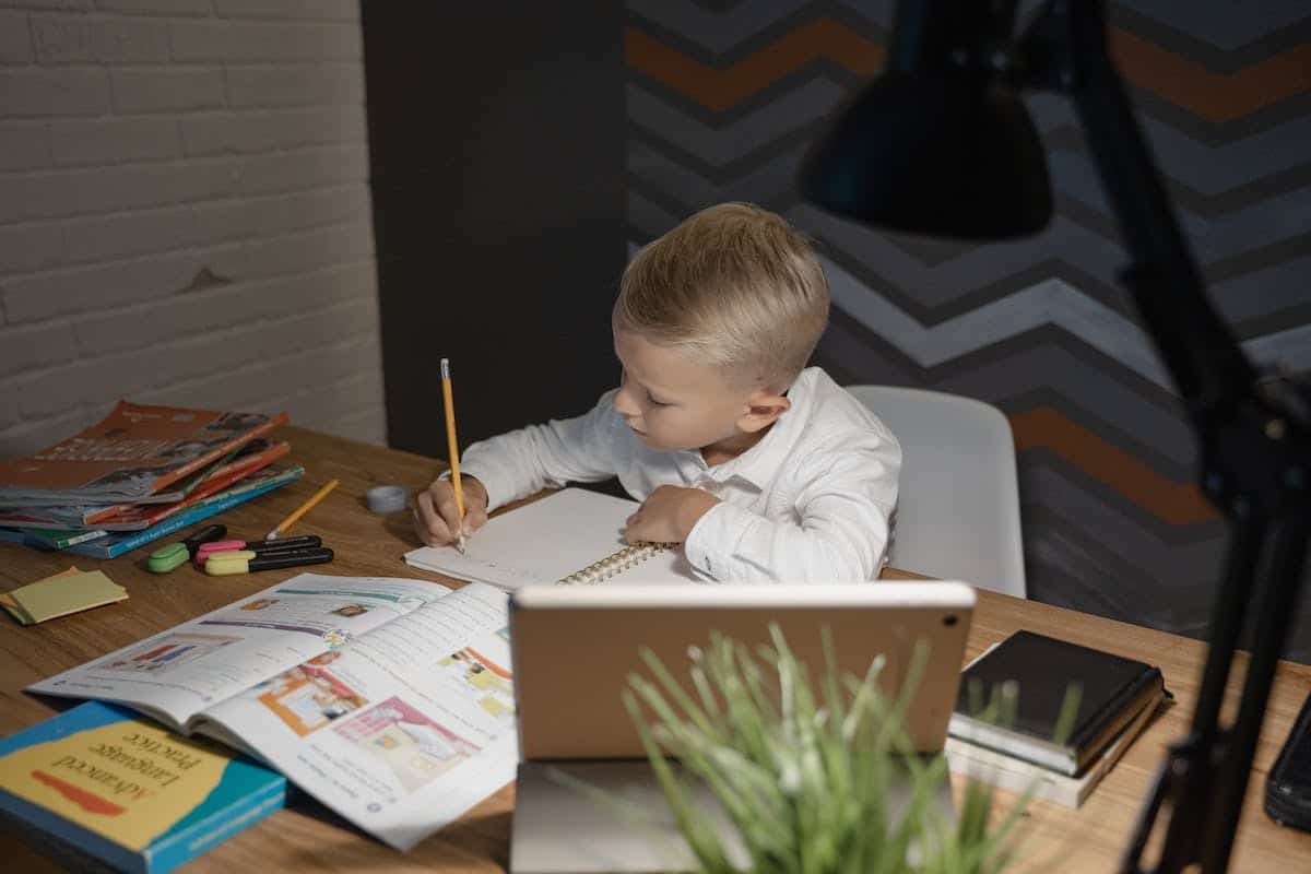 éducation soutien